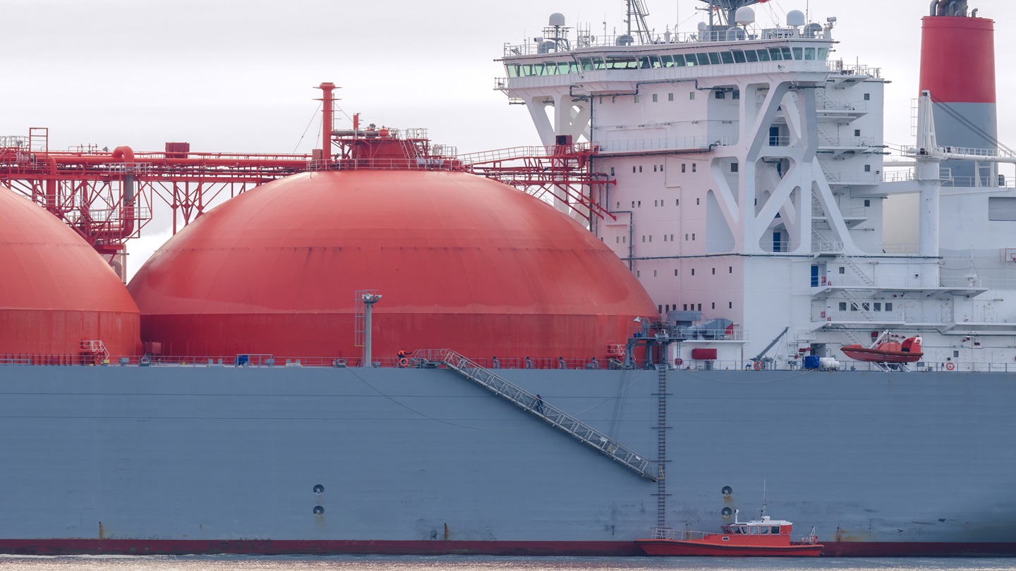 MOL secures long-term LNG service structure with QatarEnergy